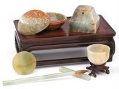 Five Chinese jade items  qing