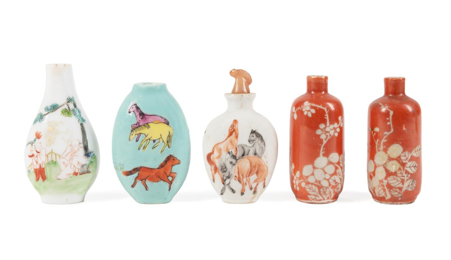 FIVE CHINESE PORCELAIN SNUFF