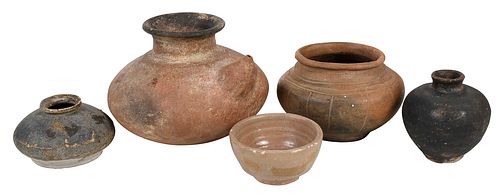 FIVE CHINESE POTTERY AND