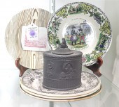 FIVE CREIL WARE PLATES AND A N