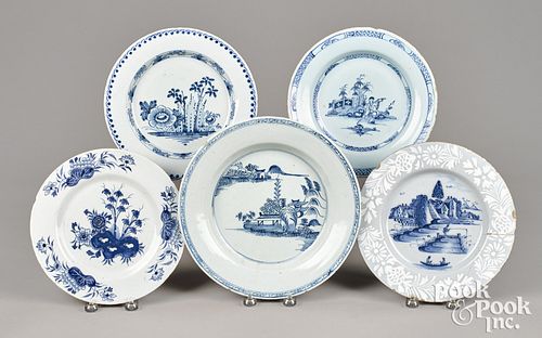 FIVE DELFT BLUE AND WHITE PLATES,