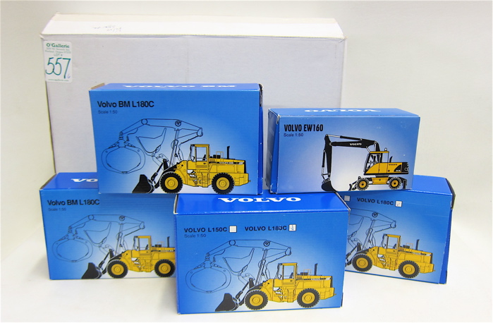 FIVE DIECAST SCALE MODELS OF