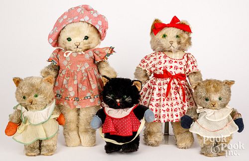 FIVE DRESSED PLUSH CATSFive dressed