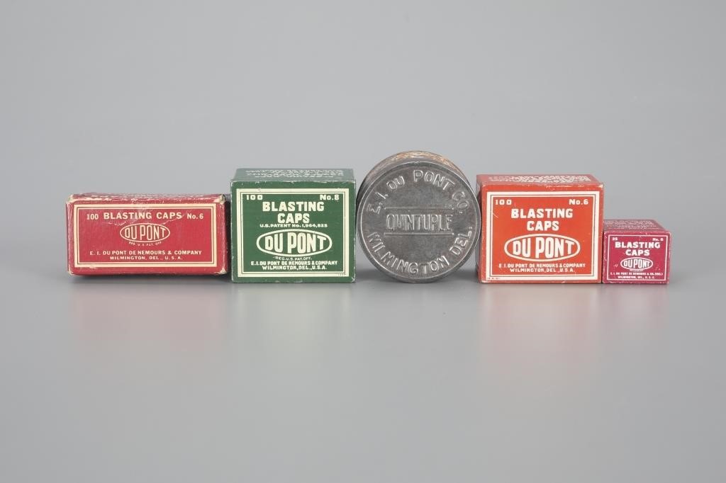 FIVE DU PONT BLASTING CAP