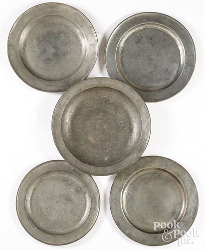 FIVE ENGLISH PEWTER CHARGERS,