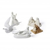 FIVE EUROPEAN CERAMIC FIGURES