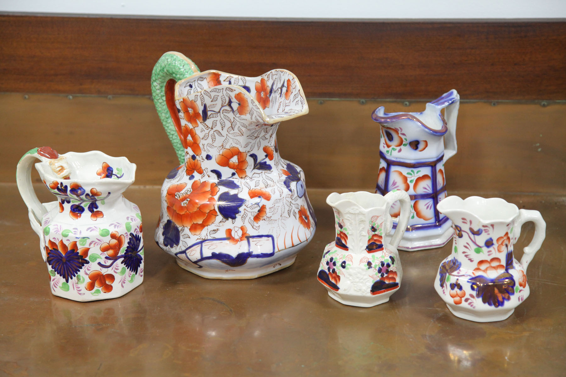 FIVE GAUDY IRONSTONE CHINA