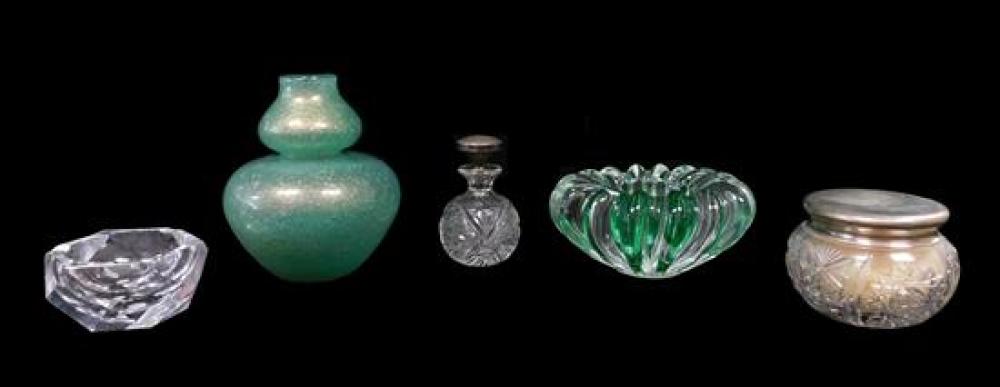FIVE GLASS VESSELS, INCLUDING: