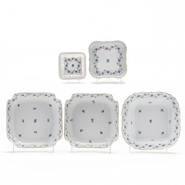 FIVE HEREND BLUE GARLAND SQUARE