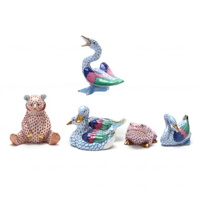 FIVE HEREND PORCELAIN FISHNET