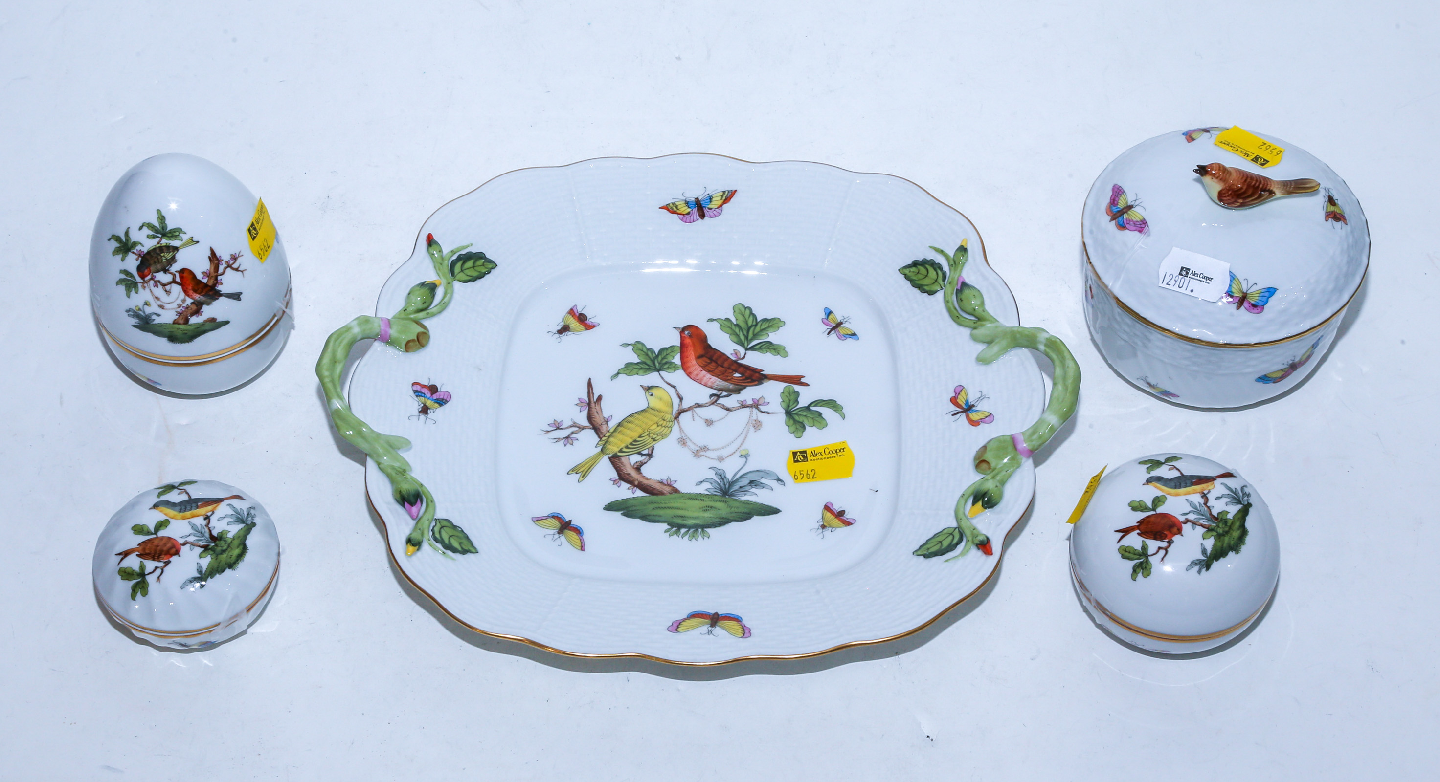 FIVE HEREND "ROTHSCHILD BIRD" ITEMS