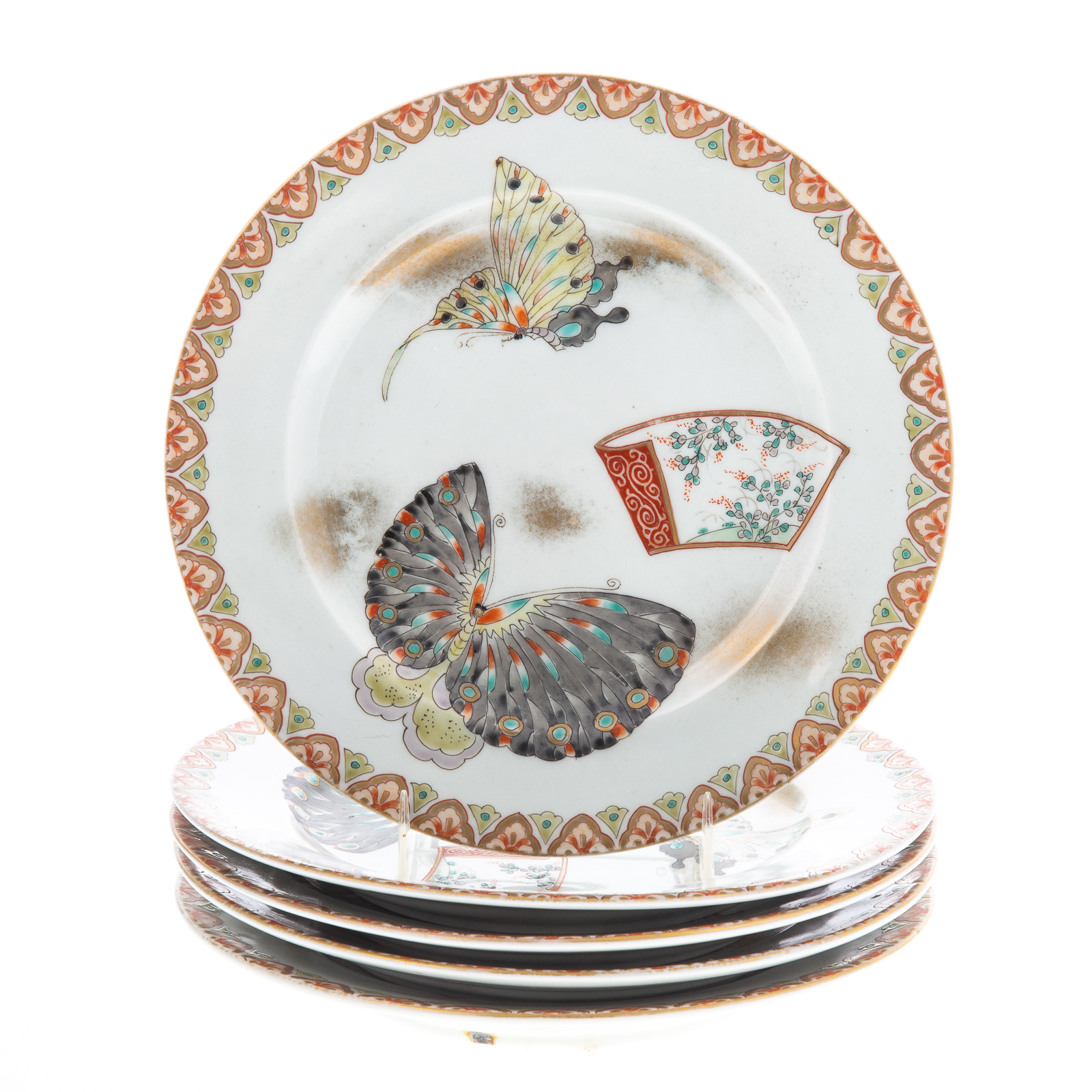 FIVE JAPANESE PORCELAIN PLATES &
