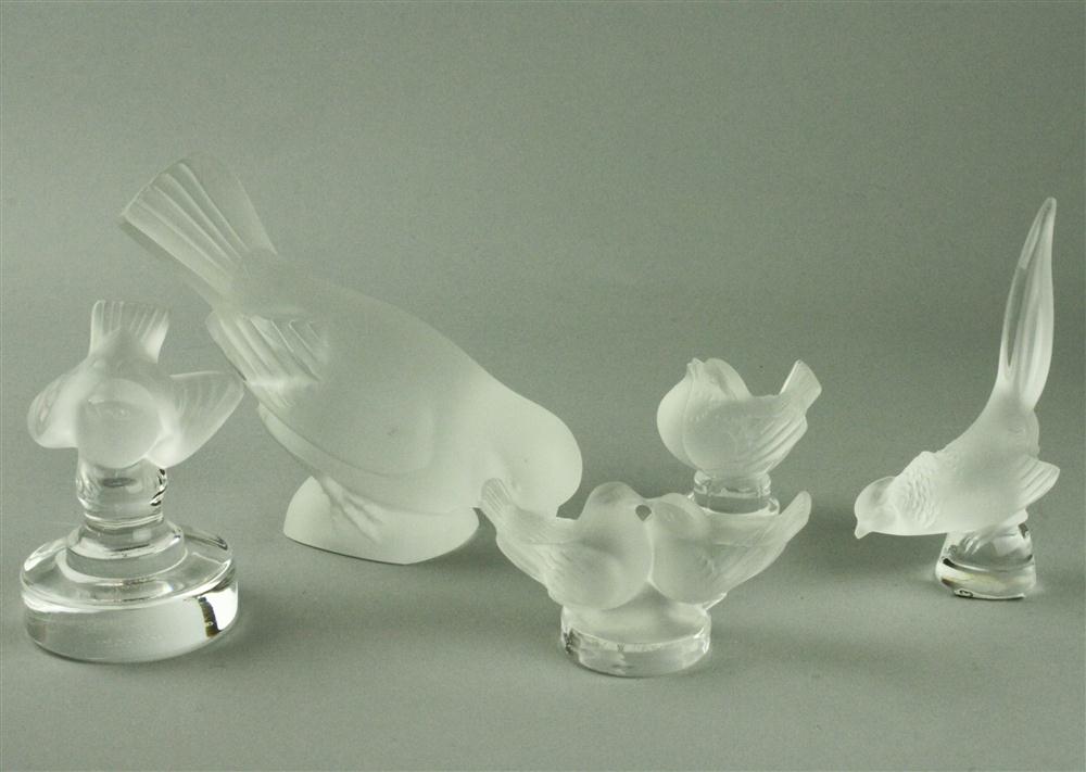 FIVE LALIQUE FROSTED BIRDS