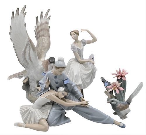 FIVE LLADRO PORCELAIN FIGURES, TO
