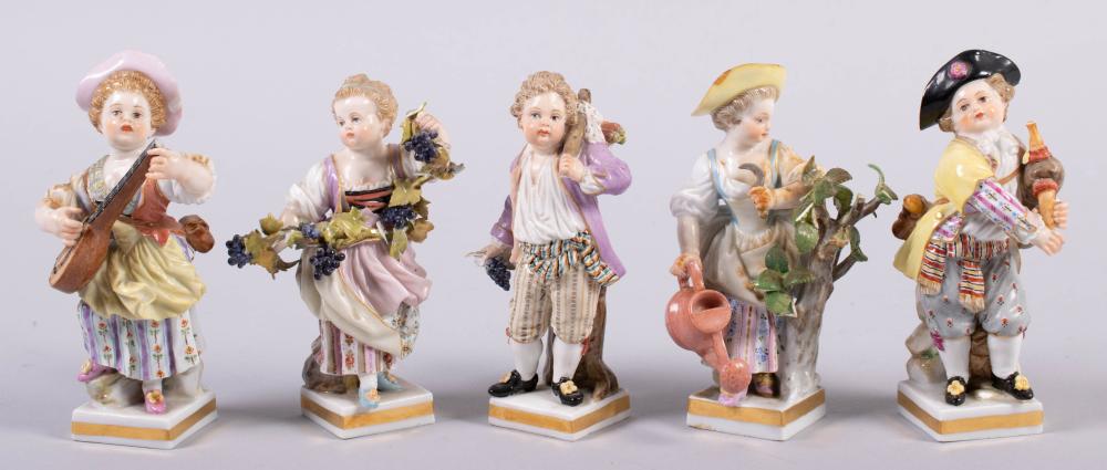 FIVE MEISSEN SMALL FIGURES EACH