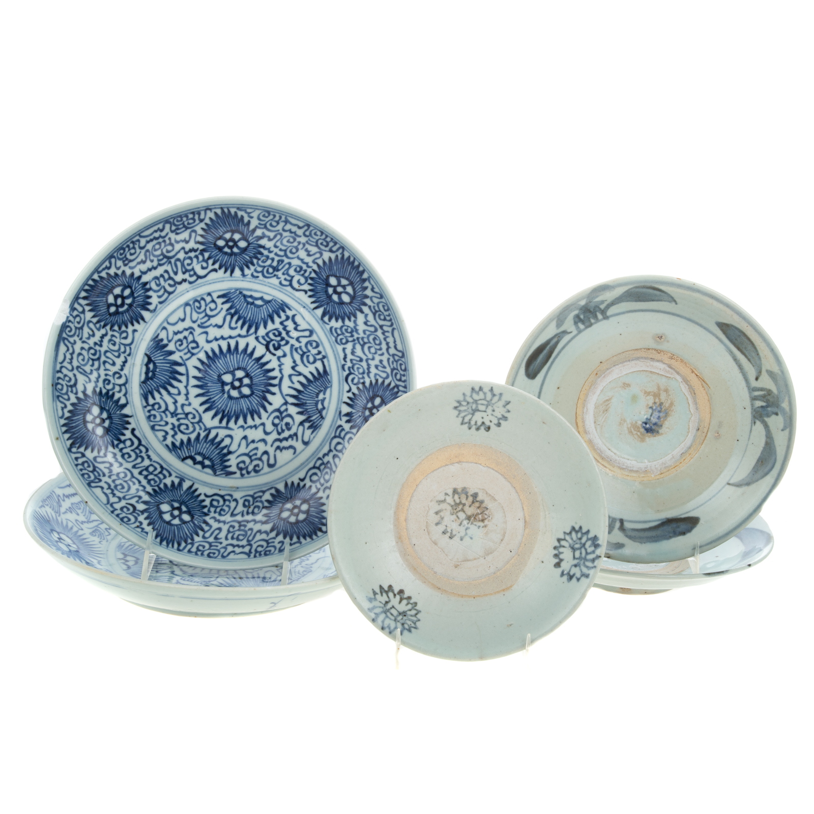 FIVE MING COBALT DECORATED BOWLS