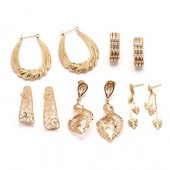 FIVE PAIRS OF GOLD EARRINGS To