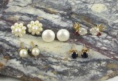 FIVE PAIRS OF YELLOW GOLD EAR