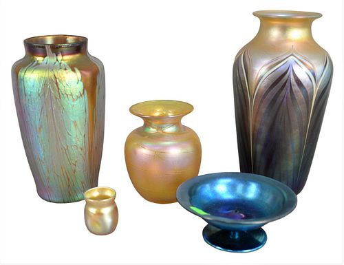FIVE PIECE ART GLASS LOT, TO