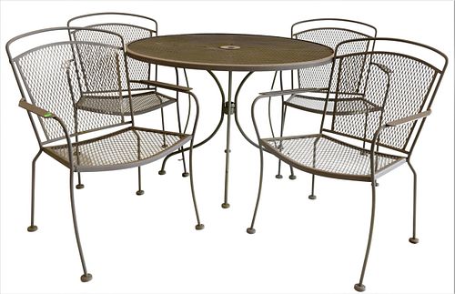 FIVE PIECE OUTDOOR IRON MESH