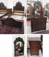 FIVE-PIECE VICTORIAN STYLE BED