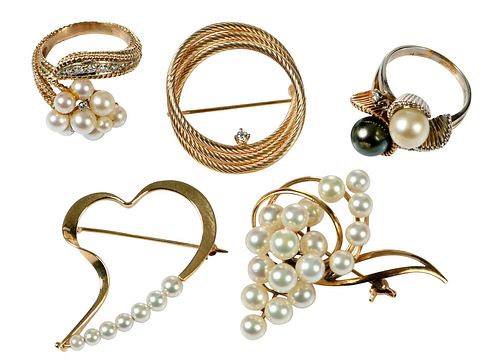 FIVE PIECES 14KT. PEARL
