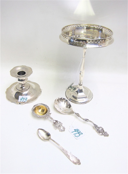 FIVE PIECES ASSORTED SILVER: (1)