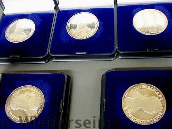 Five pieces modern Thalers copies
