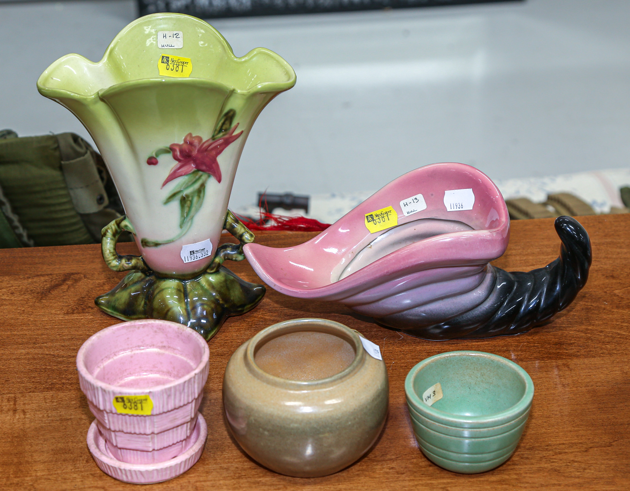FIVE PIECES OF AMERICAN ART POTTERY