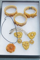FIVE PIECES OF BAKELITE. Three
