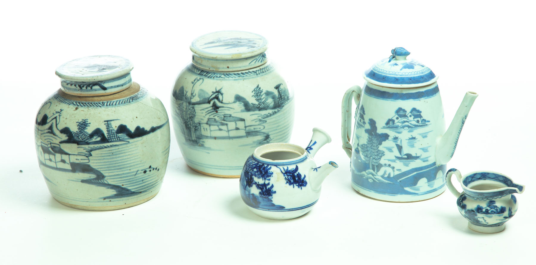 FIVE PIECES OF CANTON.  China 