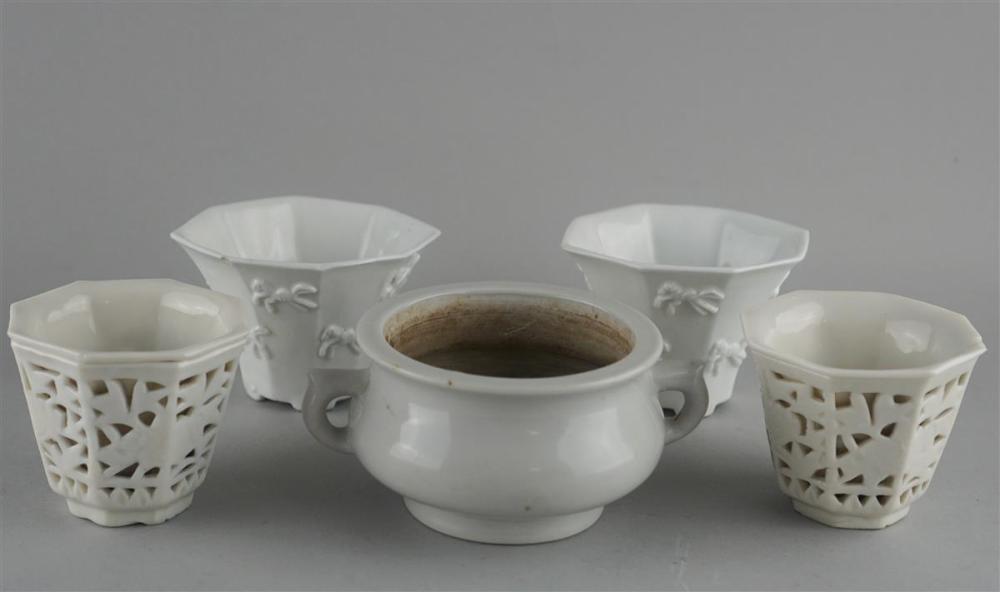 FIVE PIECES OF CHINESE