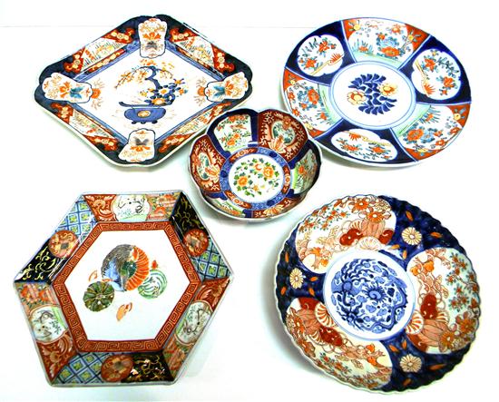 Five pieces of Japanese Imari