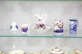 FIVE PIECES OF MINIATURE CHINA