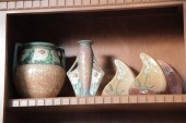 FIVE PIECES OF ROSEVILLE POTTE