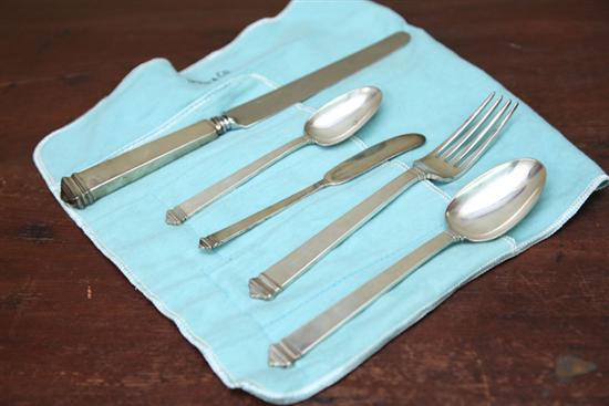 FIVE PIECES STERLING FLATWARE.