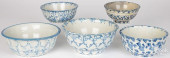 FIVE SPONGEWARE MIXING BOWLS<b