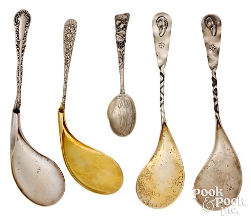FIVE STERLING SILVER OYSTER