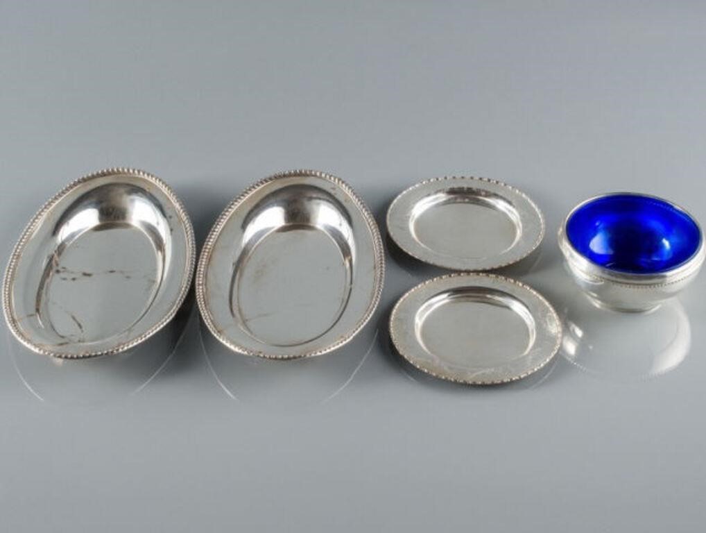 FIVE STERLING TABLE ACCESSORIESA