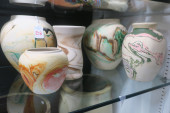 FIVE VINTAGE NEMADJI CLAY POTT