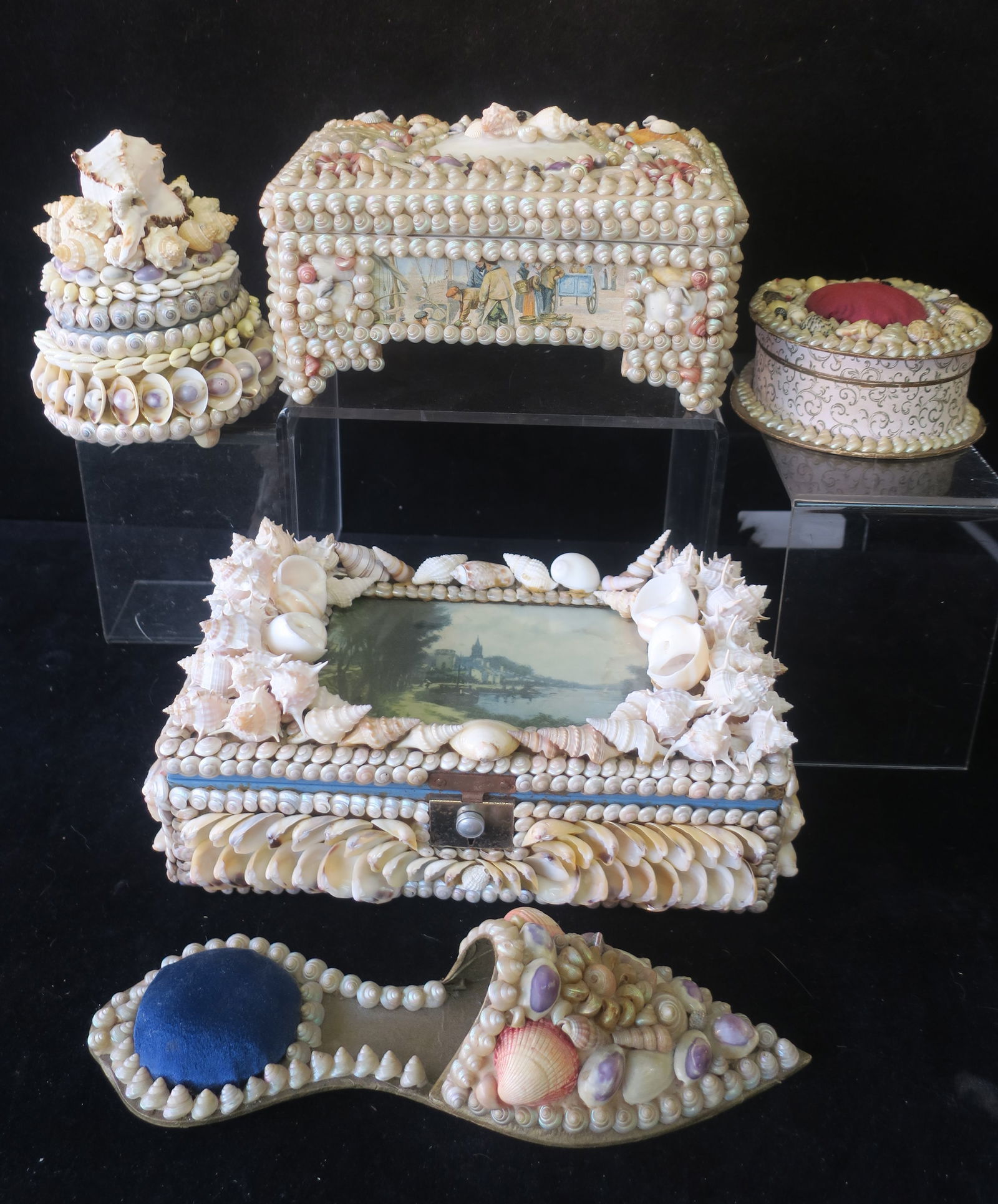 FIVE VINTAGE SAILOR'S SHELL