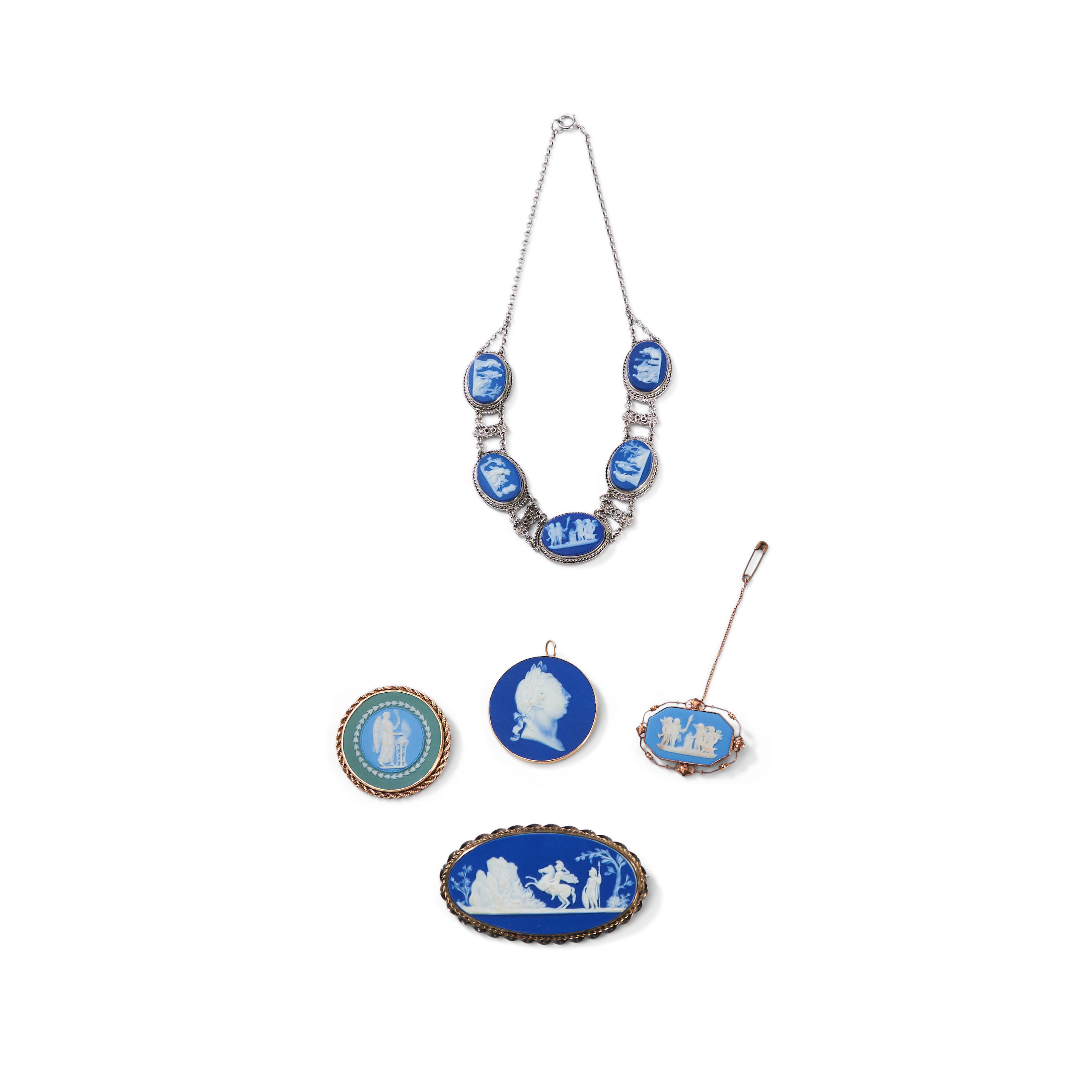 FIVE WEDGWOOD JASPER JEWELRY ITEMS,