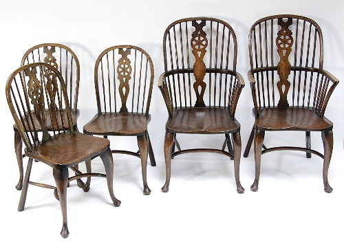 Five wheelback Windsor chairs