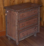 FLAT ROCK CHEST Adirondack Sty