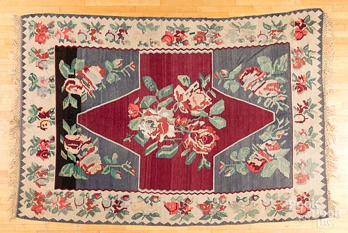 FLATWEAVE CARPETFlatweave carpet,