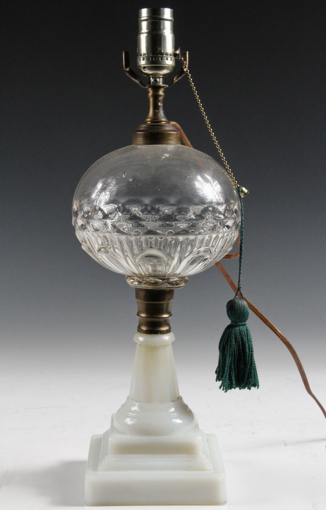 FLINT GLASS LAMP AS ELECTRIC -
