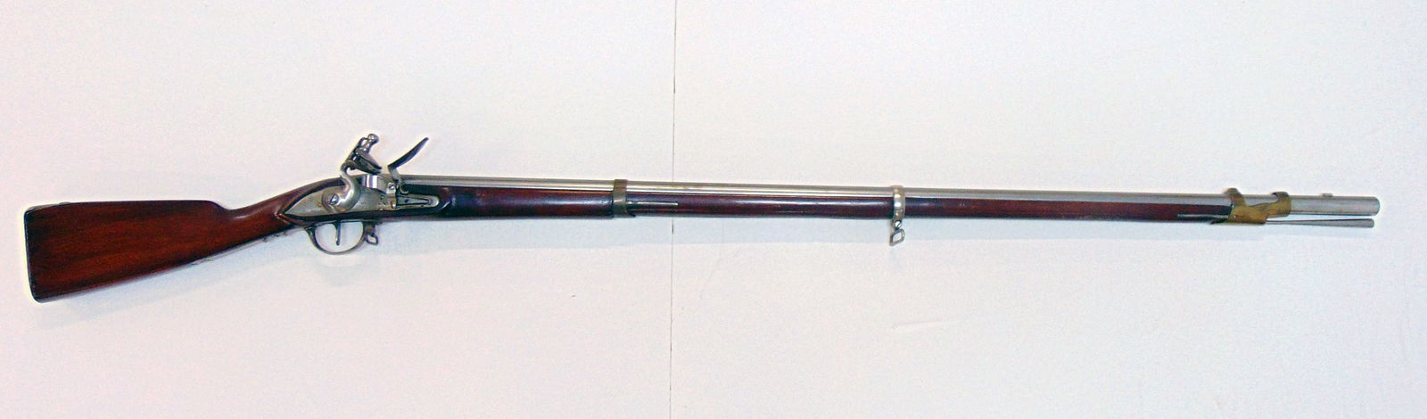 FLINTLOCK RIFLE IN RESTORED