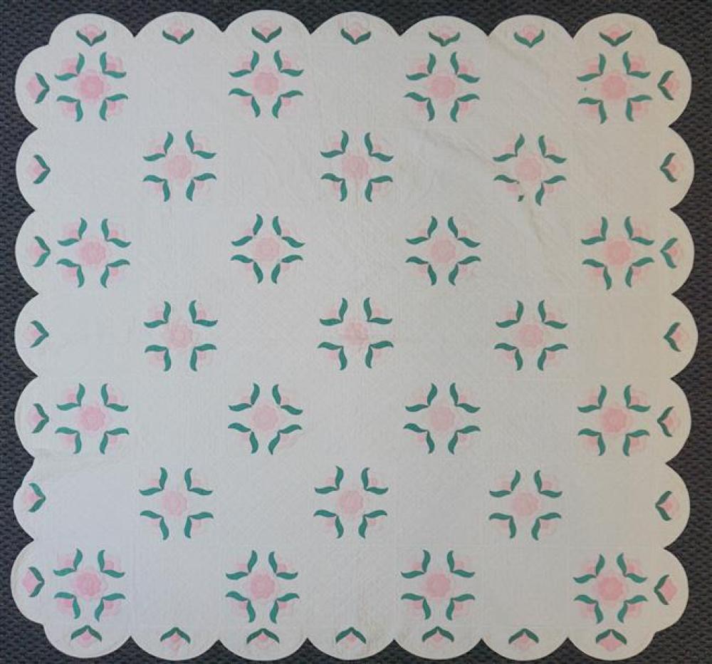 FLORAL APPLIQUE PATCH QUILTFloral