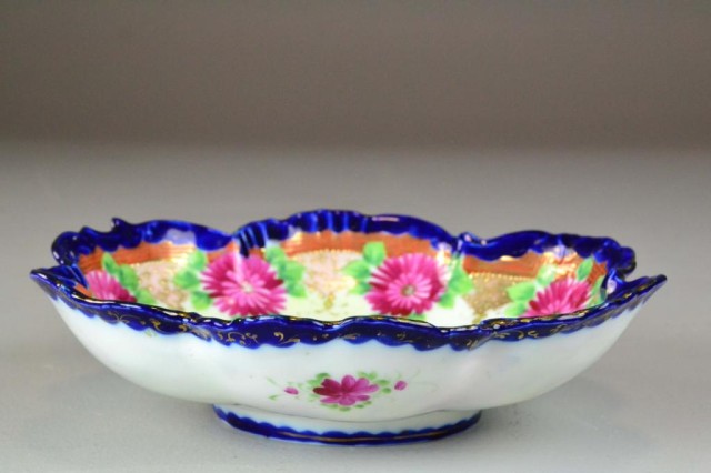 FLORAL NIPPON DISHIncluding