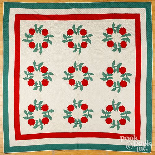 FLORAL WREATH APPLIQUé QUILT, EARLY